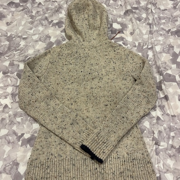 Patagonia Wool Sweater - Picture 2 of 3